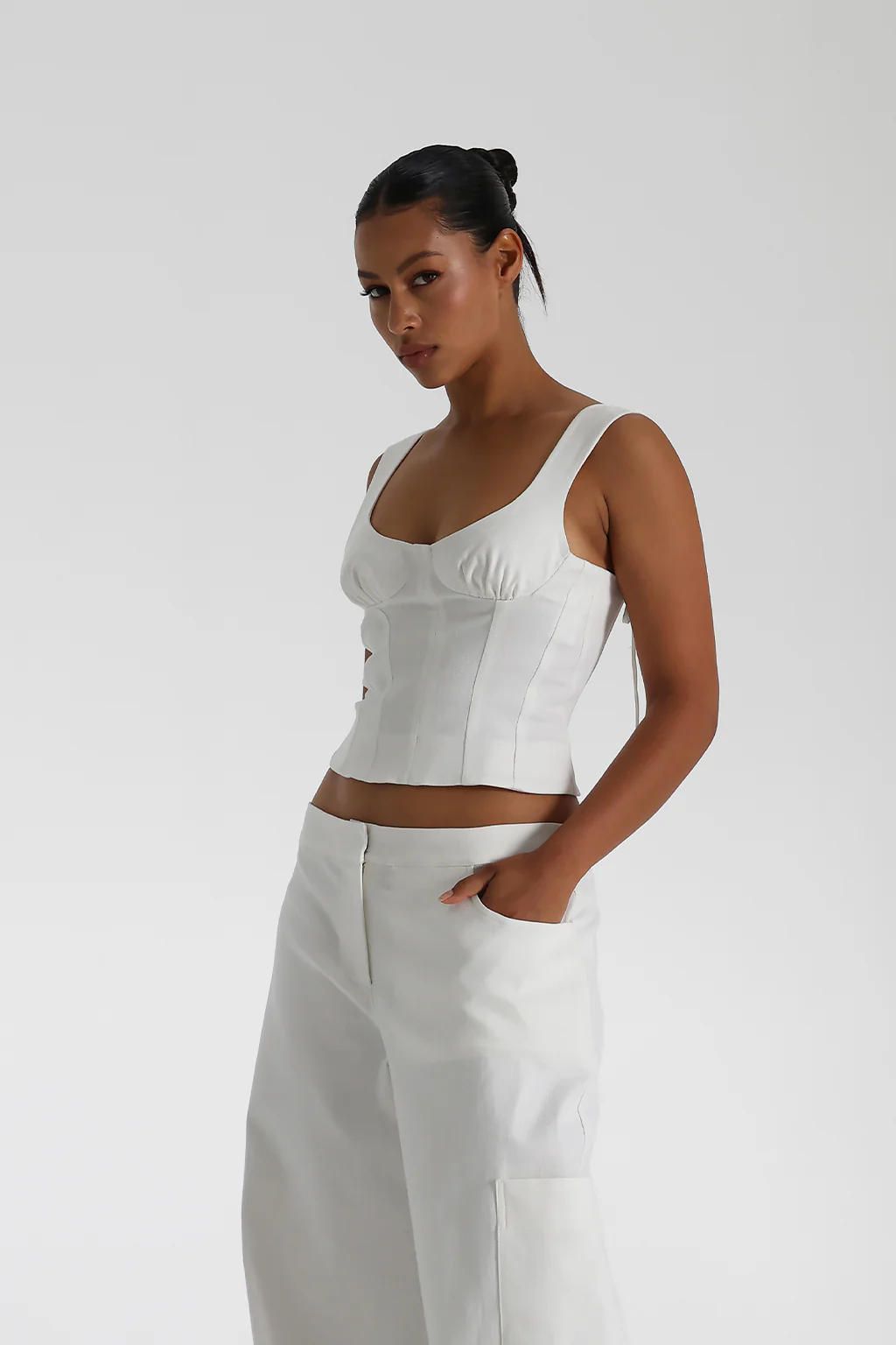 Kika Bustier - Image 4